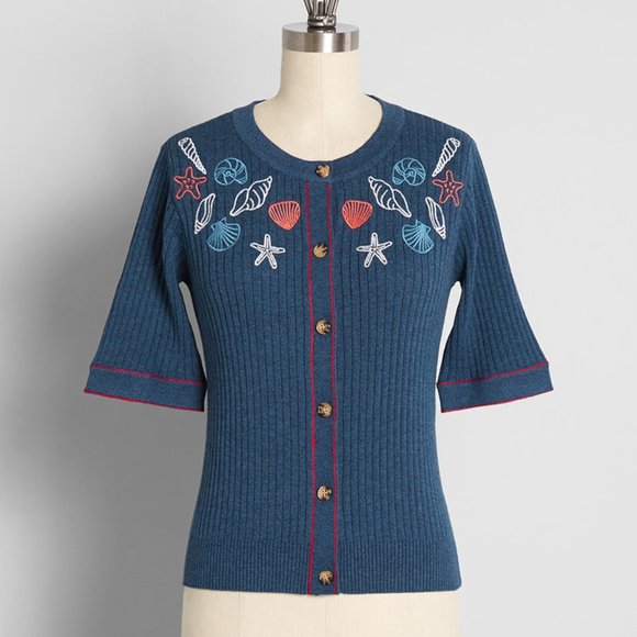 NWT ModCloth Down By The Seashore Embroidered Short Sleeve Cardigan, Size SMALL - Picture 1 of 4